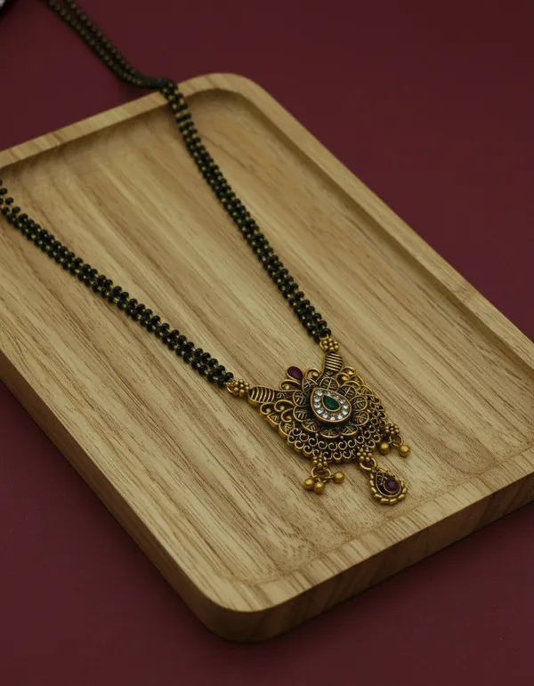 Black_Beaded_Gold_Tone_Floral_Pendant_Mangalsutra_Necklace_For_Women