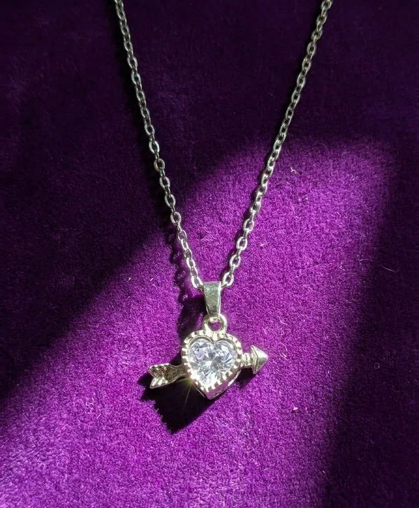 Silver_Tone_Heart_Arrow_Stone_Pendant_Necklace_For_Women