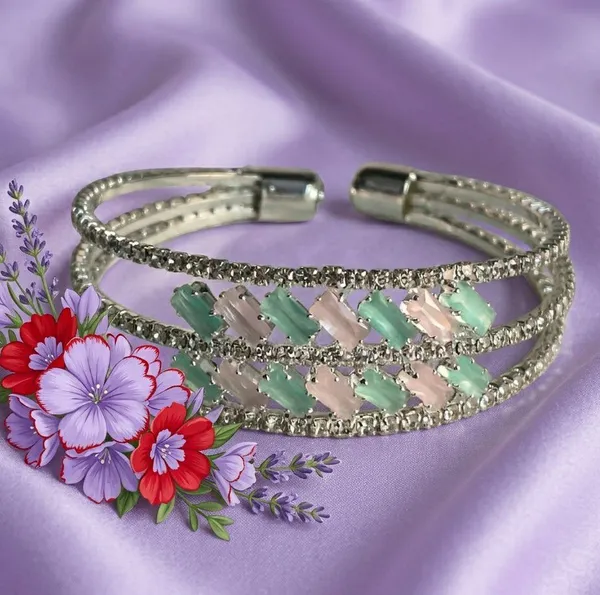 Silver_Tone_Stone_Studded_Open_Cuff_Bracelet_For_Women