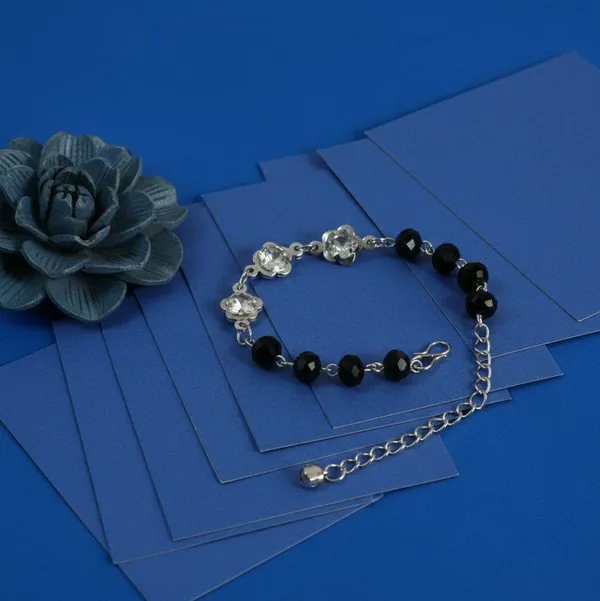 White_Black_Crystal_Beaded_Bracelet_For_Women
