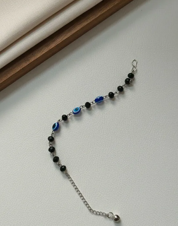 Black_Beaded_Evil_Eye_Bracelet_For_Women