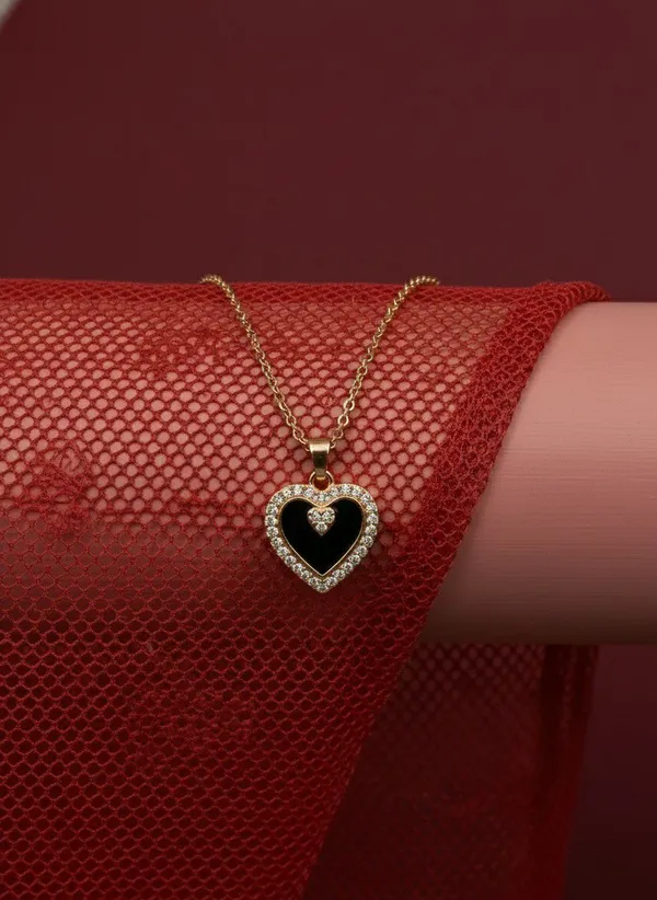 Gold_Tone_Black_Heart_Stone_Pendant_Necklace_For_Women
