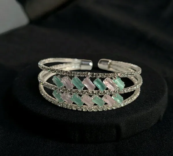 Silver_Tone_Stone_Studded_Open_Cuff_Bracelet_For_Women