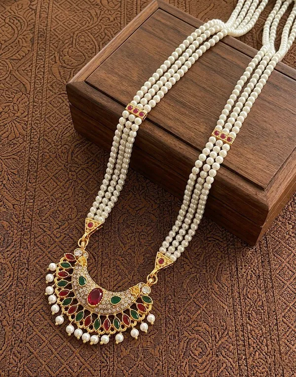 Silver_Tone_Pearl_Strand_Stone_Pendant_Necklace_For_Women