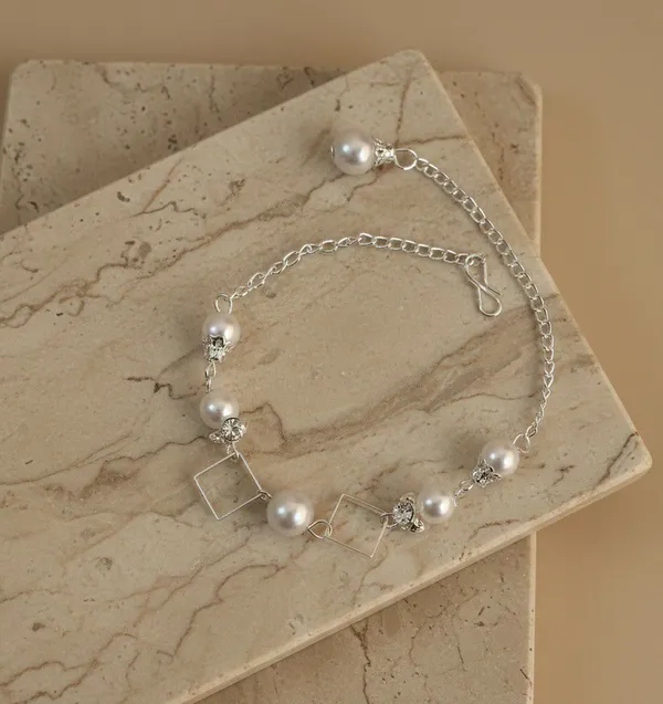 Silver_Tone_Pearl_Link_Chain_Bracelet_For_Women