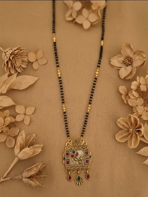 Black_Beaded_Gold_Tone_Stone_Mangalsutra_Necklace_For_Women
