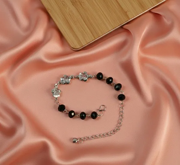White_Black_Crystal_Beaded_Bracelet_For_Women