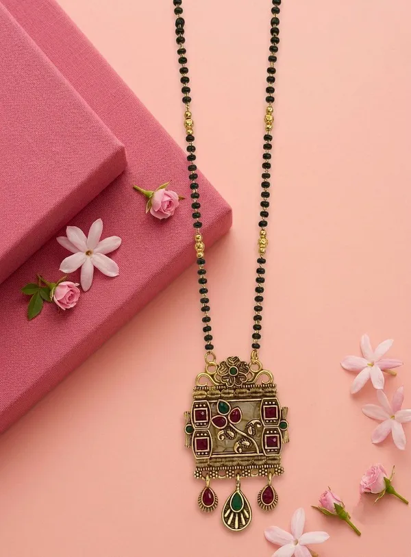 Black_Beaded_Gold_Tone_Stone_Mangalsutra_Necklace_For_Women