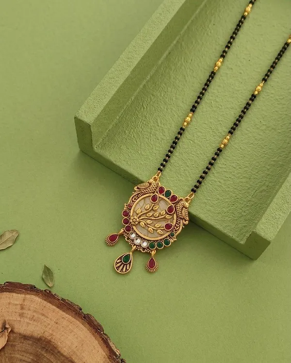 Black_Beaded_Gold_Tone_Floral_Stone_Mangalsutra_Necklace_For_Women