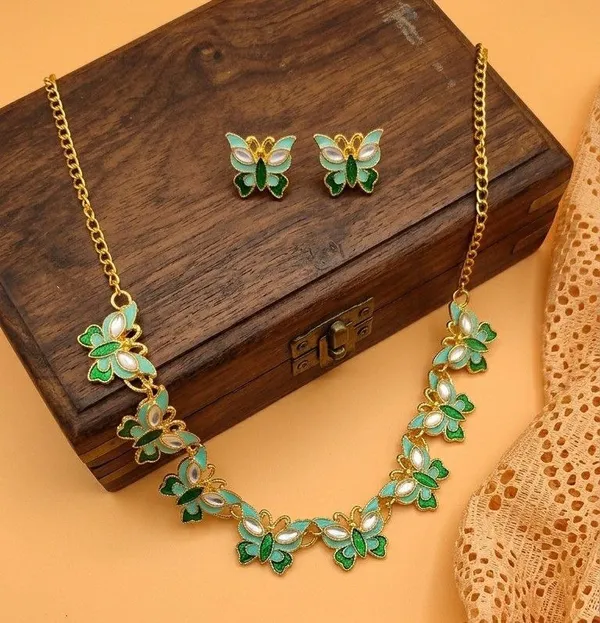 Green_Gold_Tone_Butterfly_Jewellery_Set_For_Women