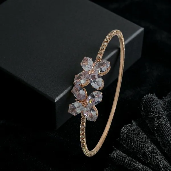 Gold_Tone_Floral_Crystal_Bangle_For_Women
