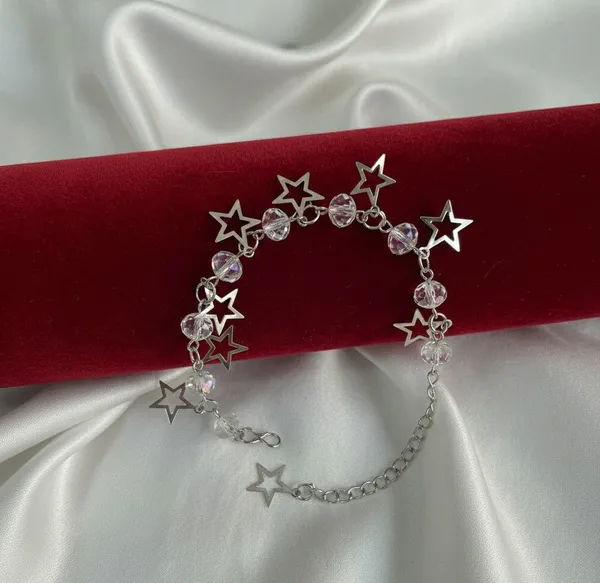 Silver_Tone_Clear_Beaded_Star_Charm_Bracelet_For_Women