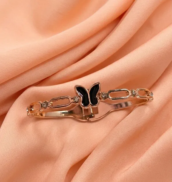 Rose_Gold_Butterfly_Accent_Hair_Clip_For_Women