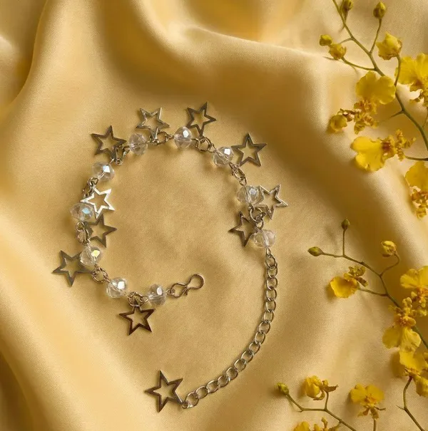 Silver_Tone_Clear_Beaded_Star_Charm_Bracelet_For_Women