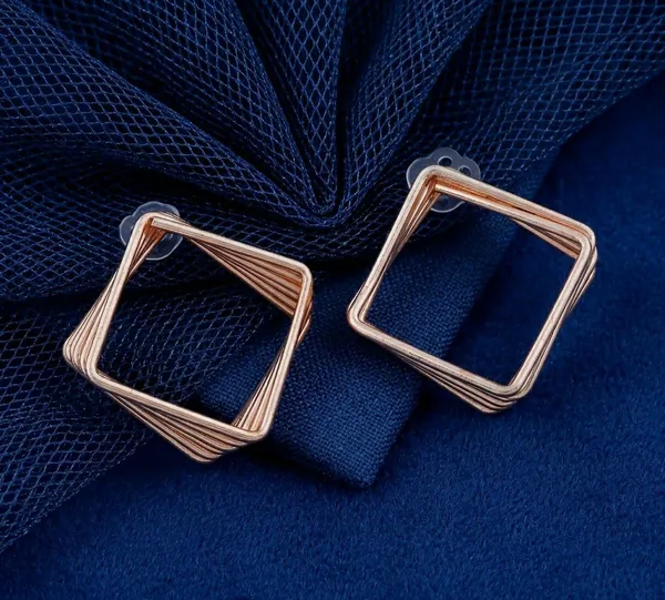 Rose_Gold_Geometric_Square_Wire_Drop_Earrings_For_Women