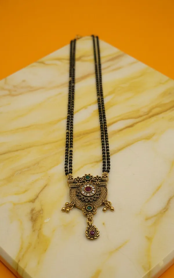 Gold_Tone_Black_Beaded_Stone_Pendant_Mangalsutra_For_Women