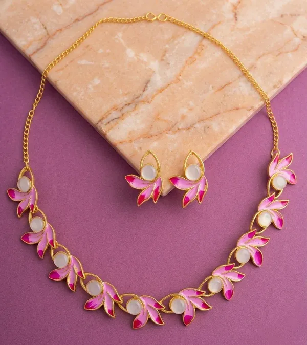 Pink_Gold_Tone_Floral_Necklace_Set_For_Women