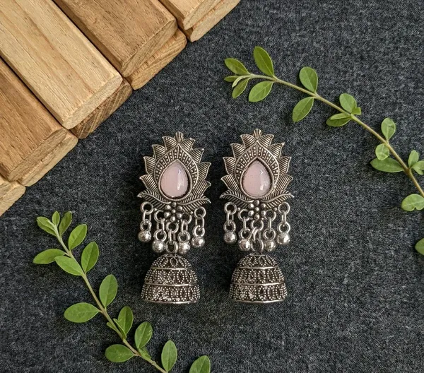 Silver_Oxidised_Pink_Stone_Sunburst_Jhumka_Earrings_For_Women