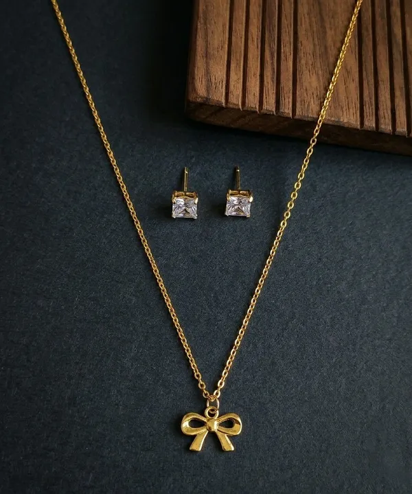 Gold_Tone_Bow_Pendant_Necklace_And_Stud_Earrings_Set_For_Women