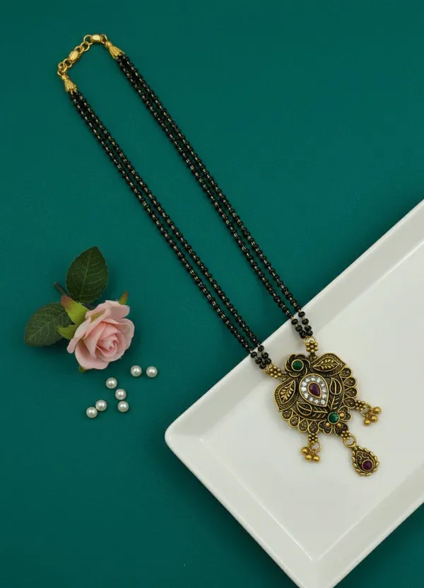 Black_Beaded_Leaf_Motif_Stone_Mangalsutra_Necklace_For_Women