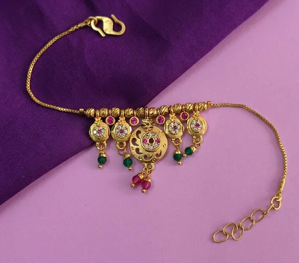 Gold_Tone_Traditional_Motif_Necklace_For_Women