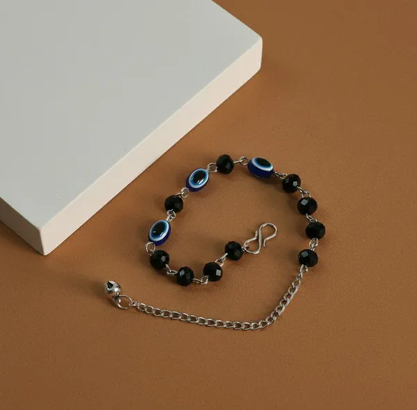 Black_Beaded_Evil_Eye_Bracelet_For_Women