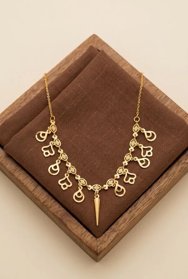 Gold_Tone_Charm_Collar_Necklace_For_Women