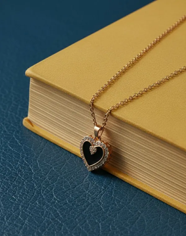 Gold_Tone_Black_Heart_Stone_Pendant_Necklace_For_Women