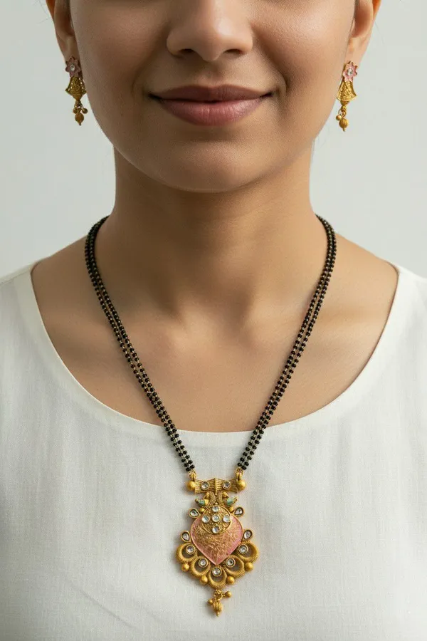 Black_Beaded_Gold_Tone_Heart_Pendant_Necklace_Set_For_Women