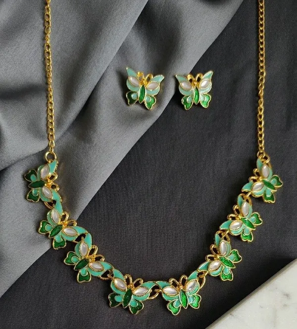 Green_Gold_Tone_Butterfly_Jewellery_Set_For_Women