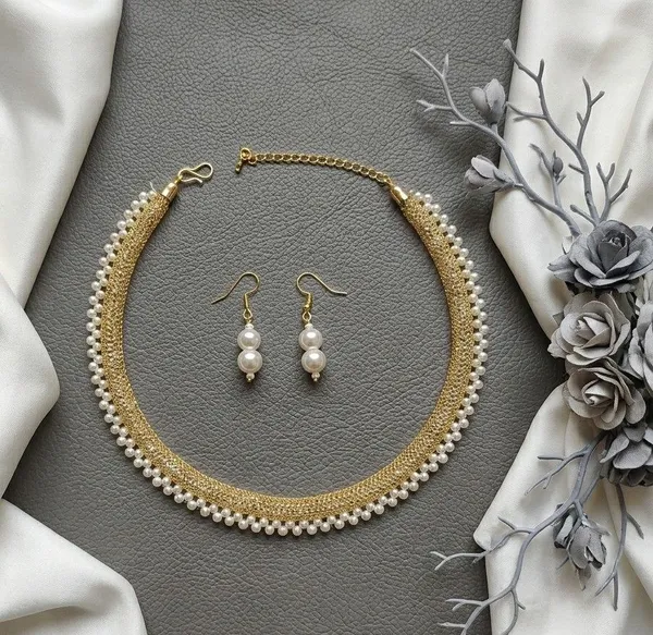 Gold_Tone_Pearl_Layered_Necklace_And_Earrings_Set_For_Women