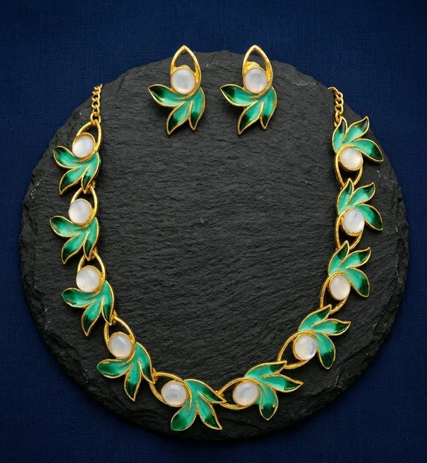 Green_Gold_Tone_Floral_Leaf_Necklace_And_Earrings_Set_For_Women