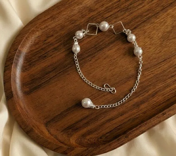 Silver_Tone_Pearl_Link_Chain_Bracelet_For_Women