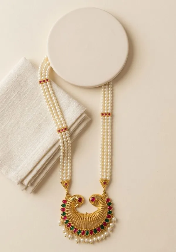 Gold_Tone_Pearl_Peacock_Necklace_For_Women