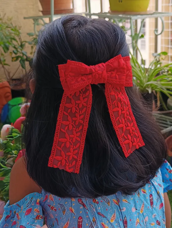 Red_Lace_Embroidered_Bow_Hair_Clip_For_Girls