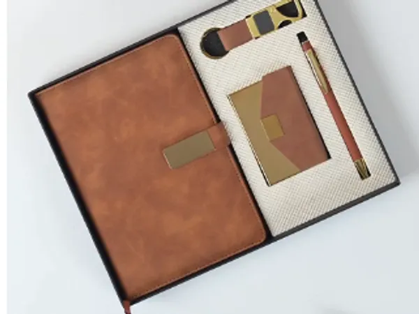 Brown_Journal_Gift_Set_With_Pen