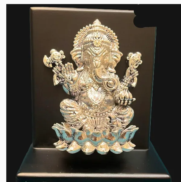 Gold_Tone_Traditional_Ganesha_Relief_Wall_Decor