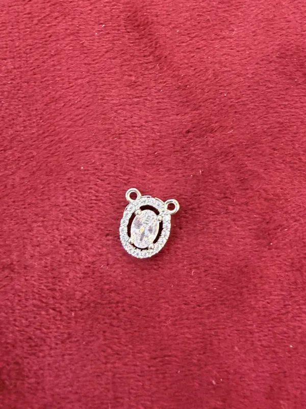 Silver_Tone_Oval_Stone_Pendant_for_Women