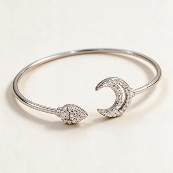 Silver_Crescent_Moon_Stone_Bracelet_For_Women