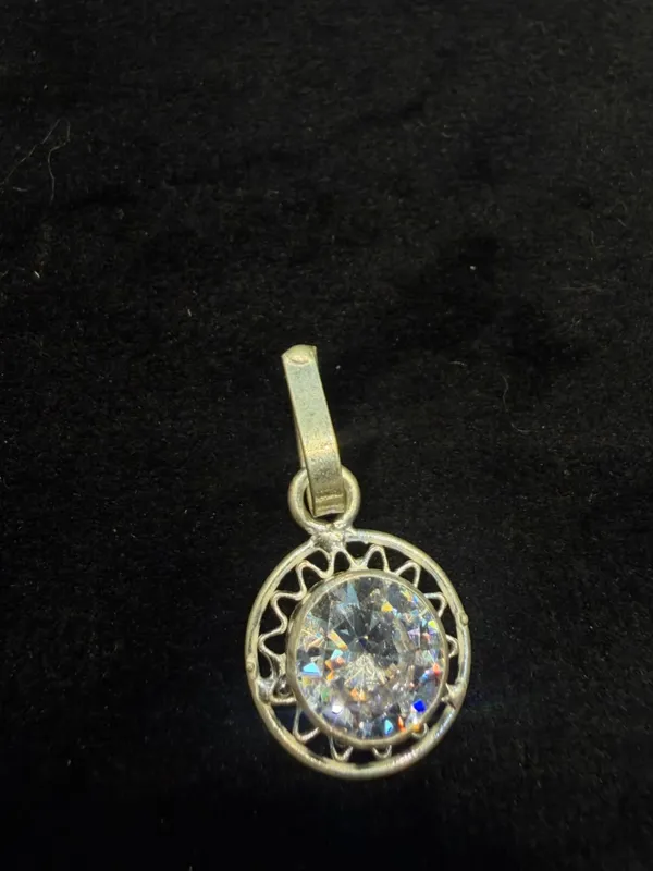 Silver-Tone_Crystal_Pendant_for_Women