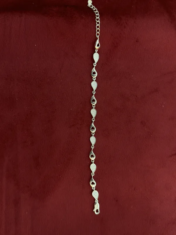 Silver-Tone_Teardrop_Design_Anklet_for_Women