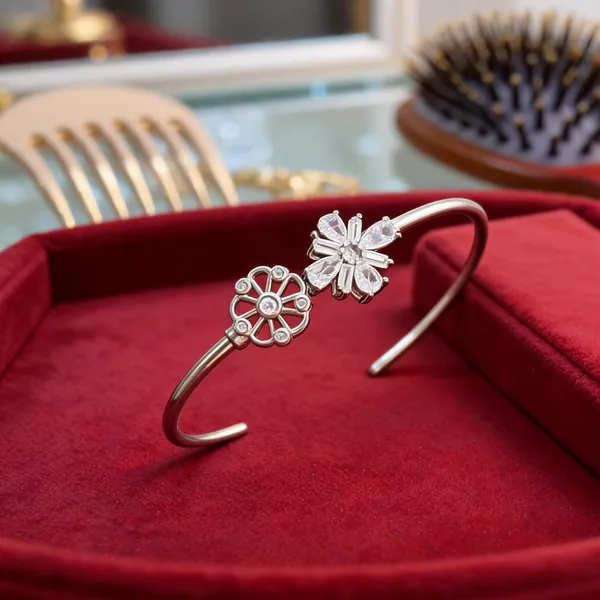 Silver_925_Floral_Stone_Bracelet_For_Women