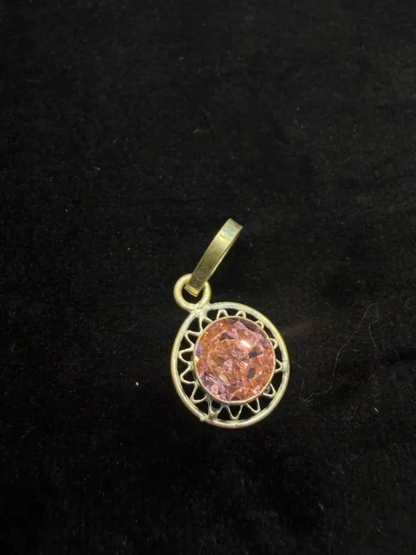 Gold_Tone_Pink_Stone_Pendant