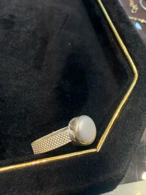 Gold_Tone_Textured_White_Stone_Brooch_Pin