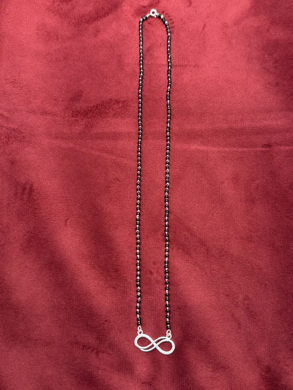 Black_Beaded_Infinity_Pendant_Mangalsutra_for_Women