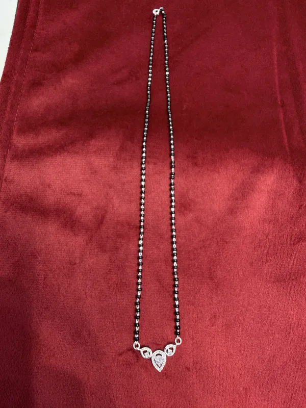 Black_Beaded_Heart_Pendant_Mangalsutra_for_Women