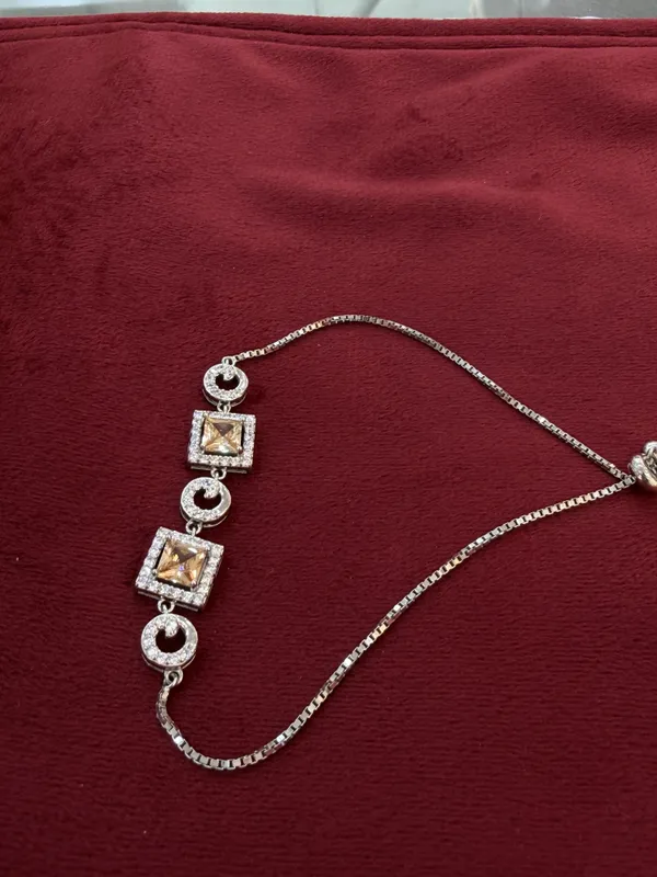 Silver_Tone_Geometric_Necklace_for_Women