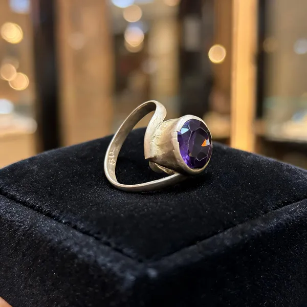 Silver_Purple_Stone_Statement_Ring_For_Men
