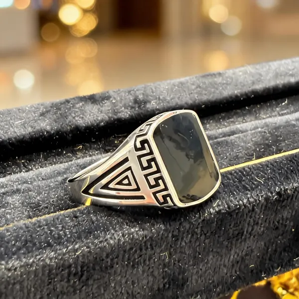 Silver_Black_Greek_Key_Signet_Ring_For_Men