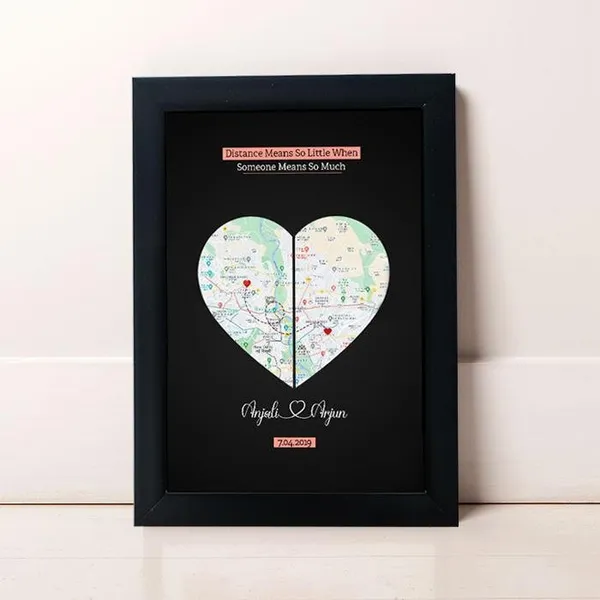 Wooden_Personalized_Love_Map_Photo_Wall_Art